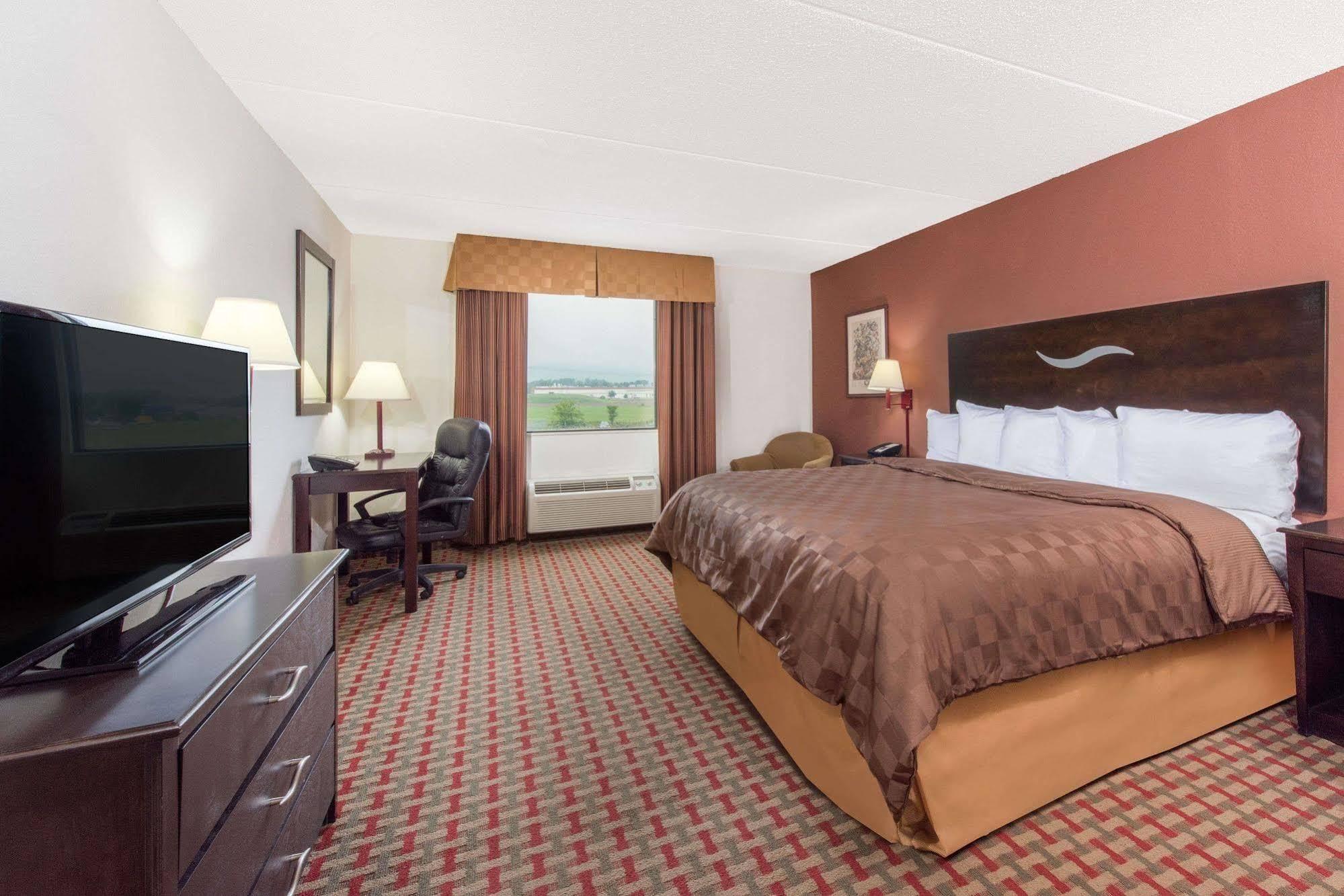 Holiday Inn Express Jonestown Ft Indiantown Gap By Ihg Bagian luar foto