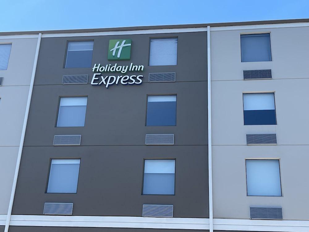 Holiday Inn Express Jonestown Ft Indiantown Gap By Ihg Bagian luar foto